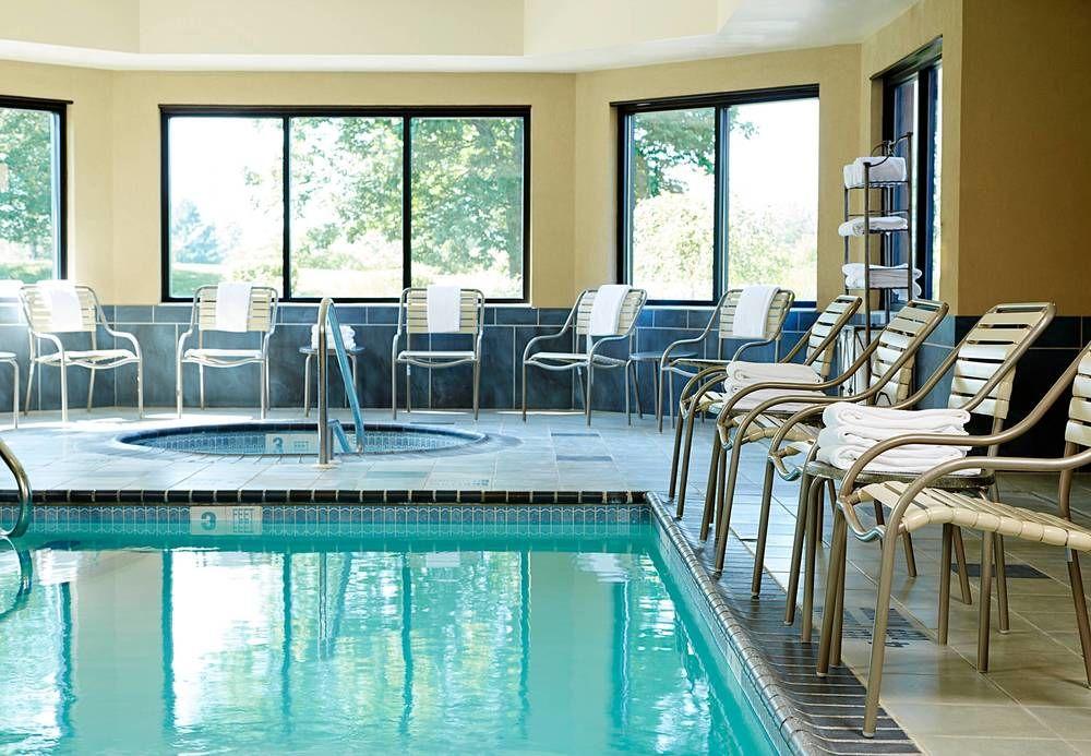 Courtyard By Marriott Ithaca Airport/University Екстериор снимка